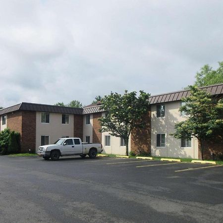 Quality Inn & Suites Owego Екстериор снимка